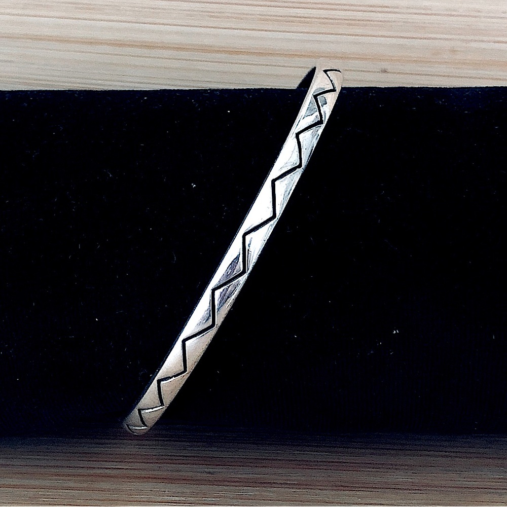 $84 Native American Southwest Estate Bangle Sterling Mark Illegible